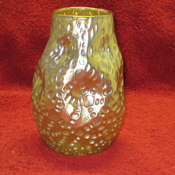Loetz Diaspora? - Art Glass