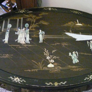 vintage oval table with claw feet - Furniture