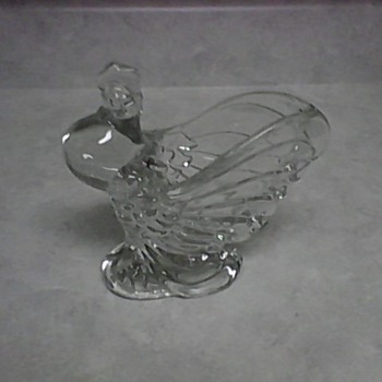 HEISEY CRYSTAL ROOSTER VASE
