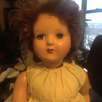 A vintage mechanical wind up doll - Dolls
