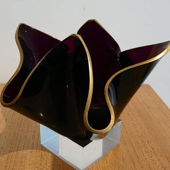 RUBY FAZZOLETTO VASE - CHANCE? - Art Glass
