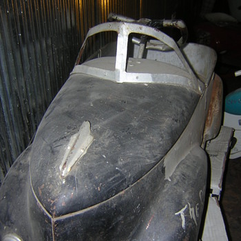 UNRESTORED PEDAL CAR
