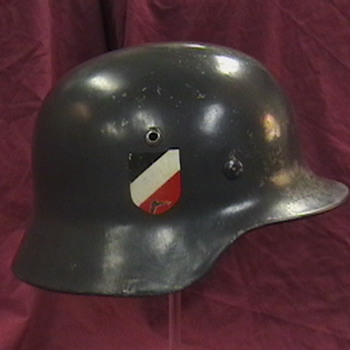 WW II German Luftwaffe M-35 Helmet