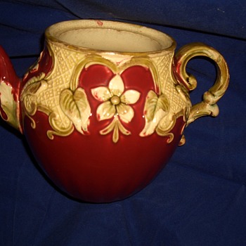 Rare Teapot Made in France Moorcroft type finish - Pottery