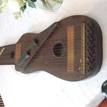 Early 1900's Zither 3 in one Mandolin/Guitar- may have beginners music booklet also - Guitars