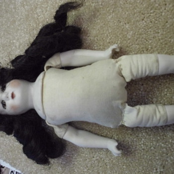 Doll no markings