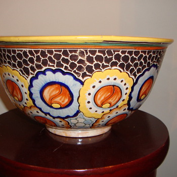 HAND PAINTED POTTERY BOWL ~ ITALIAN ? MEXICO ~ ? 