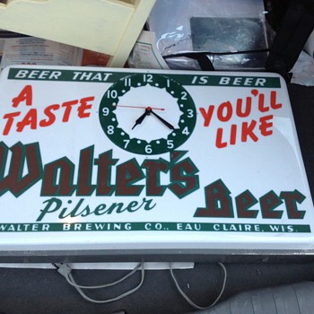 Walters beer sign/clock - Breweriana