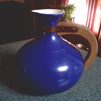 "Redwing" Pottery "565" Coffee Server /Teak or Walnut Handle Cobalt Blue "Gypsy Trail" Design/ Circa 1950's - Art Pottery
