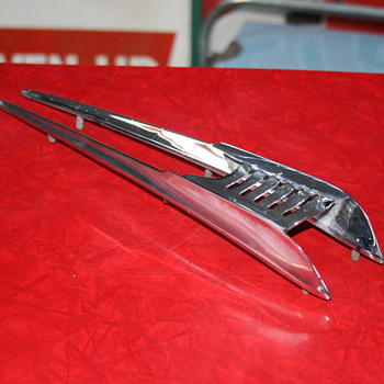 opel rekord hood ornament