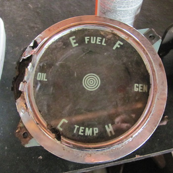 unknown possible gm fuel/temp/oil/gen gauge