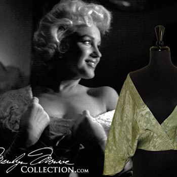Marilyn Monroe's Personal Evening Cape - Womens Clothing