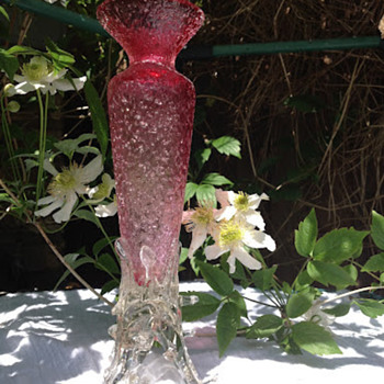 Frit and thorn vase - Art Glass