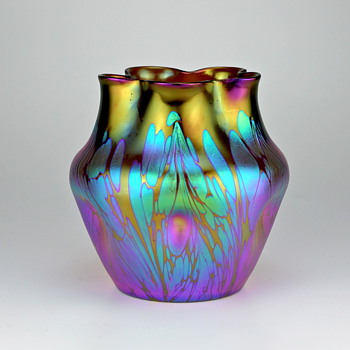 Loetz Medici in "spreading chestnut" circa 1902 - Art Nouveau