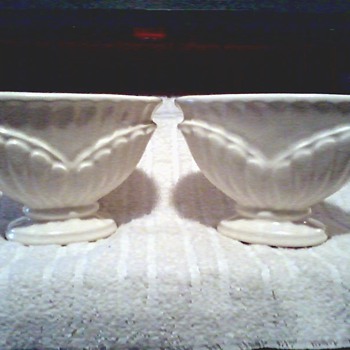 Pair of Contemporary Ivory Haeger Vases / Nice Vintage Design # 709-36 / Circa 2004 - Art Pottery
