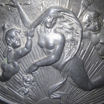 Old Oil Lamp, raised angels, Metal