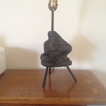 Reglor Volcanic Rock Tri-pod Lamp - Lamps