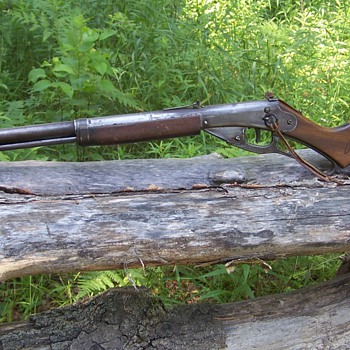 Vintage Early 1950s Red Ryder BB Gun