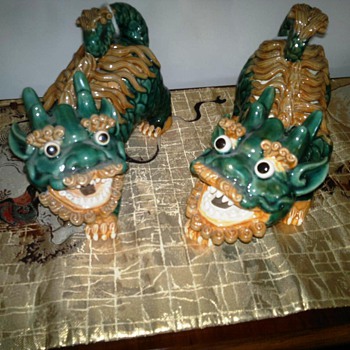 A Pair of Asian  Lions ? 