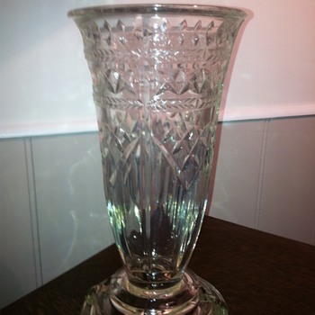 Vase Find ... Help Needed! - Glassware
