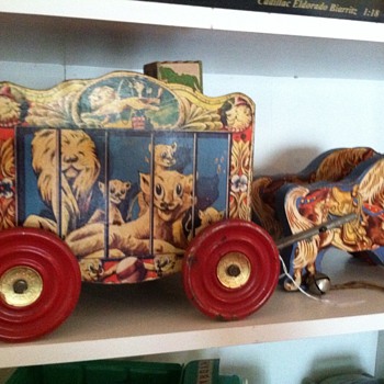 So sweet! My circus cart with ponies & gong bells