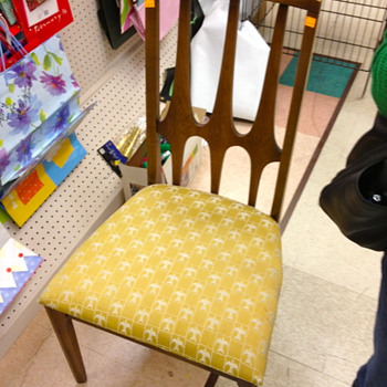 Broyhill Brasilia Dining Chair