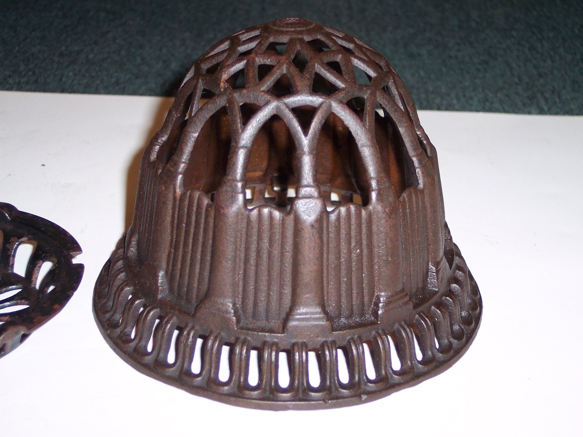 CAST IRON STRING HOLDER ? Collectors Weekly