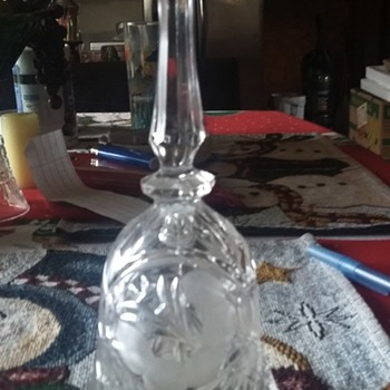 bleikristall bell? - Glassware