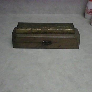 DRAGON TOP BOX