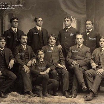 1904 - Family Photograph - Photographs