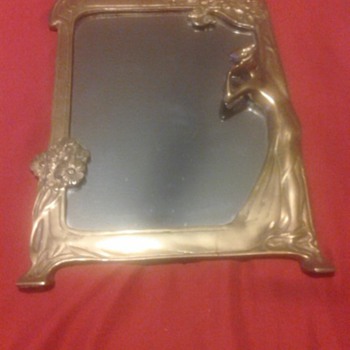 A  BEAUTIFUL MIRROR