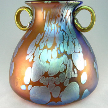 My first piece of Loetz. Who would have known what it would morph into. - Art Glass