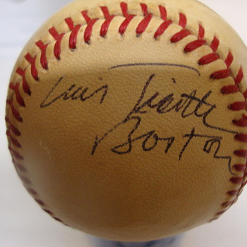 Luis Tiant signed baseball - Baseball