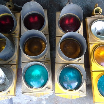 VINTAGE 1940's (CROUSE HINDS TRAFFIC SIGNALS) - Lamps