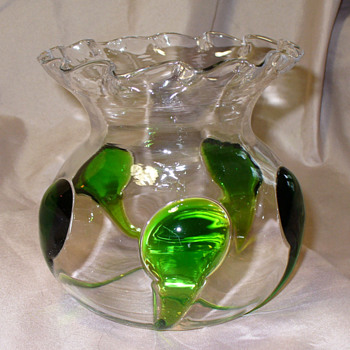 Harrach Peacock variant Rose Bowl - Art Glass