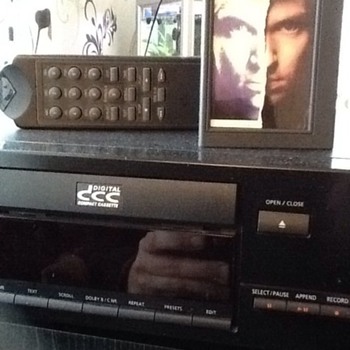 Philips DCC 730 - Electronics
