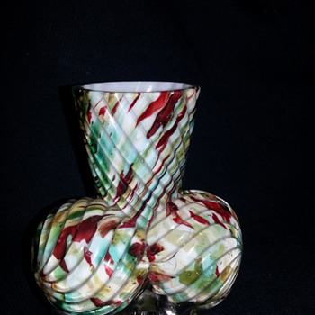 Welz Ribbed Ball Feet Vase? - Art Glass