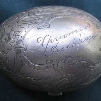 Imperial Russian silver egg purse