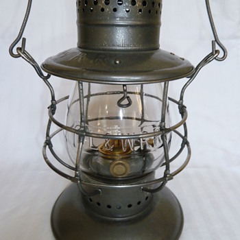 Delaware, Lackawanna & Western Railroad Lantern