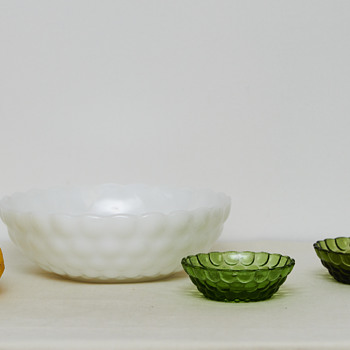 Bubble Pattern Glass Bowls - Glassware