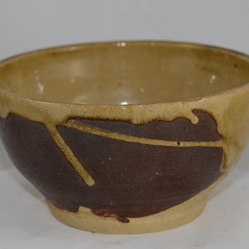 Unknown Drip Glaze Bowl unsigned - Art Pottery