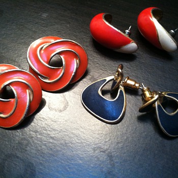 Back to 1960's Simplicity  - Costume Jewelry