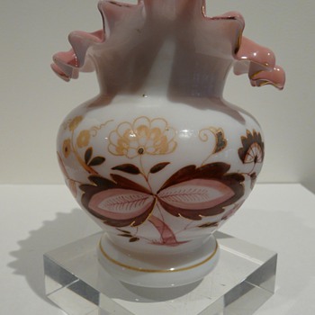 HELP WITH PEACH BLOW VASE! - Art Glass