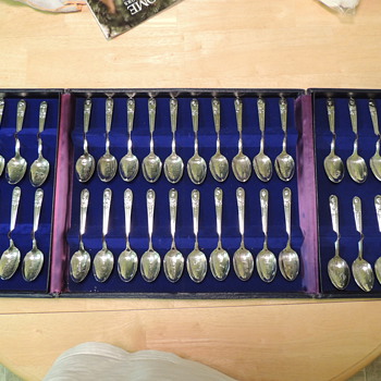 WM Rogers Silverplated Presidential Spoon Set