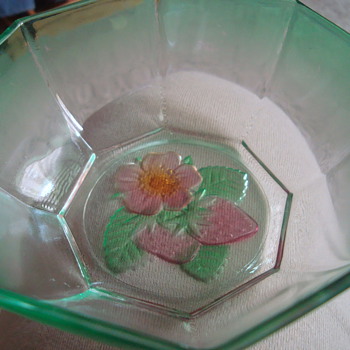 My yard sale finds - Glassware