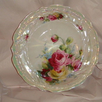 Bavaria Bowl with shine shine, Roses...beautiful - China and Dinnerware