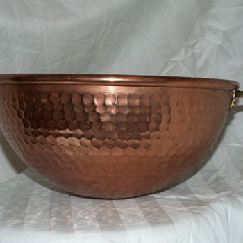 Heavy Copper Hammered Mixing Bowl - Kitchen