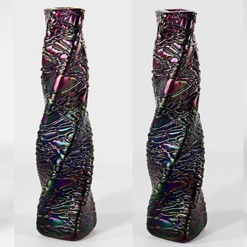 Kralik...for now... - Art Glass