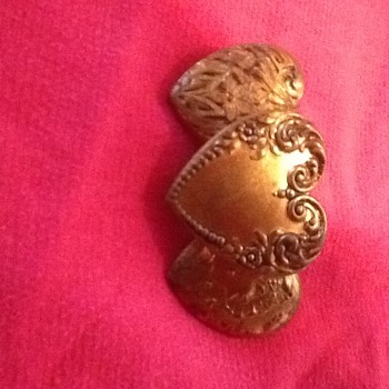 Vintage engraved 3 heart hair clip, France