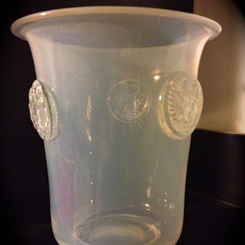 Loetz Opalescent vase with Putti Prunts, ca. 1936,  Michael Powolny design